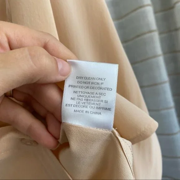 Equipment Signature Silk Shirt - Picture 9 of 10